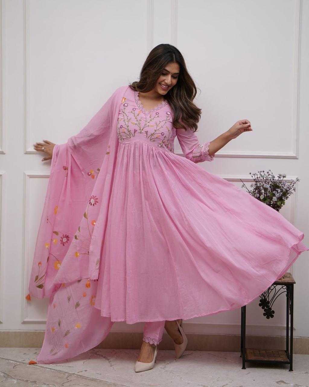Pink Embroidery Kurta And Pant With Dupatta for Women's