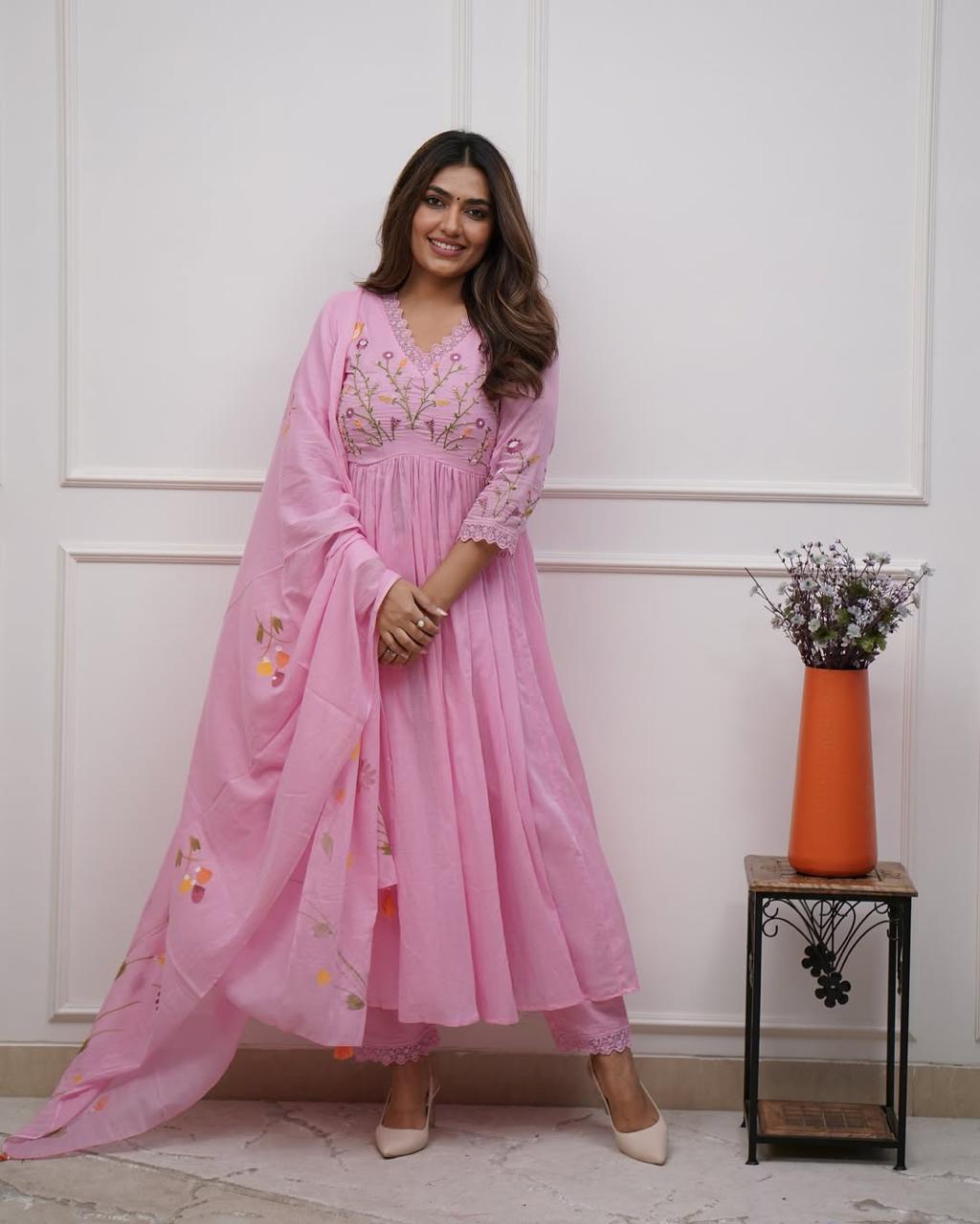 Pink Embroidery Kurta And Pant With Dupatta for Women's
